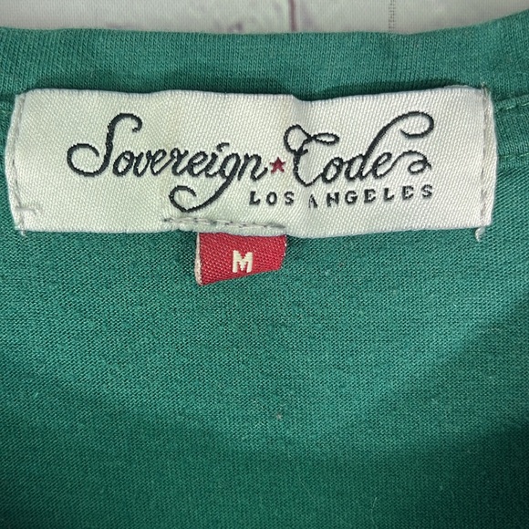 SOVEREIGN CODES Men's Green Tee. Size: Medium - Picture 3 of 11